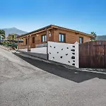 Vinas 2 Apartment
